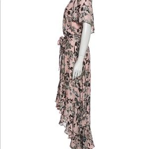 •   Parker Silk Wrap Dress
•   Pink
•   Floral Print
•   Ruffle Embellishment
•